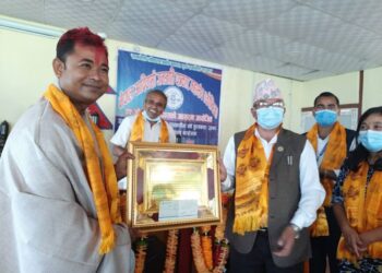 ‘उत्कृष्ट आदिवासी जनजाती वर्ष पुरस्कार–२०७८’ बाट पत्रकार युवारज श्रेष्ठ पुरस्कृत