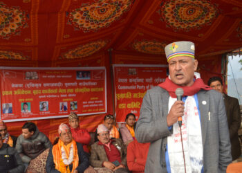 ‘अबको चुनावमा केपी ओली काँधमा हालो र सुर्य बोकेर गाई धपाउँदै भोट माग्न आउँछन्’– मन्त्री खतिवडा