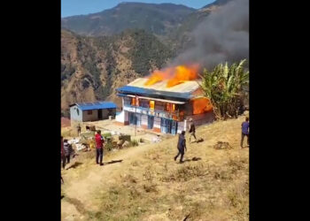सोलुखुम्बुको लिखुपिकेमा आगलागीबाट घर जल्यो, गाउँपालिकाका तीन ओटा शाखा कक्षमा क्षति
